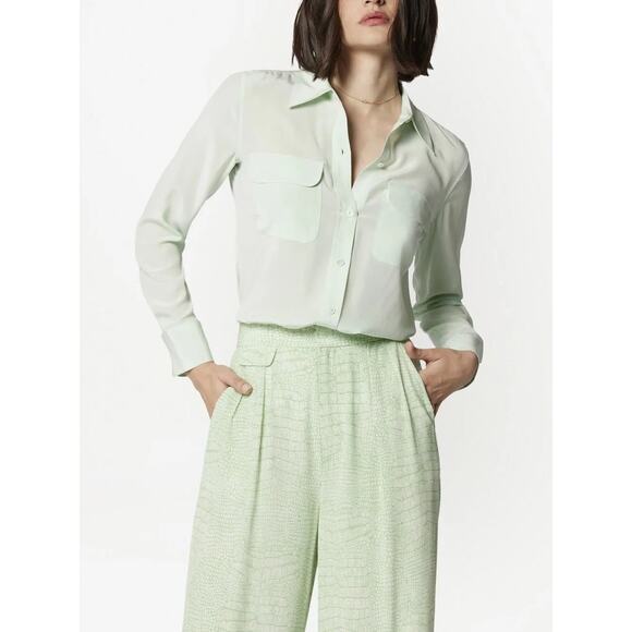 Equipment Jade Mint Green Long Sleeve Silk Button Down Patch Pocket Blouse EUC M - Picture 4 of 12